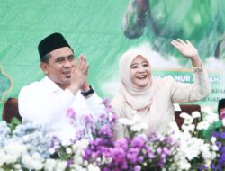 Di Hadapan Ribuan Muslimat NU, Gus Yasin Rendah Hati: “Pemimpin Itu Paling Banyak Salahnya”