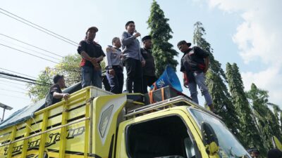 Sopir Truk Serbu Pemalang: Tolak ODOL, Pantura Macet Total!