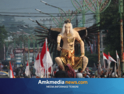 Blok Ranjaya Raih Juara III Karnaval HUT ke-80 RI di Desa Randudongkal
