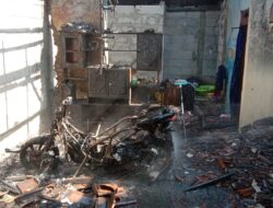 Diduga Korsleting Listrik, Rumah di Desa Susukan Hangus