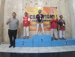 Narayan Raih Emas Dengan Kemenangan KO, Rajai Taekwondo POPDA 2025