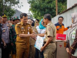 Gubernur Ahmad Luthfi Pastikan Bantuan Banjir di Genuk Tepat Sasaran