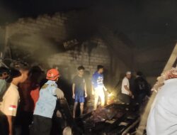 Si Jago Merah Mengamuk Di Des Bulakan, Lima Rumah Dilalapnya