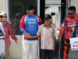 Bupati Pemalang Salurkan Bantuan Sosial Ke Warga Desa Penggarit