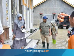 Tinjau Tiga Desa Terdampak Banjir, Bupati Anom Ajak Warga Tanggap Bencana