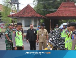 Tekan Pelanggaran Jalan, Danramil Comal Hadiri Gelar Upacara Operasi Keselamatan Candi 2026 