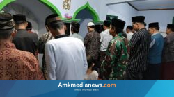 Ramadhan Berkah, Babinsa Ulujami Pererat Kedekatan dengan Warga Melalui Tarawih Berjamaah