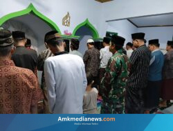 Ramadhan Berkah, Babinsa Ulujami Pererat Kedekatan dengan Warga Melalui Tarawih Berjamaah