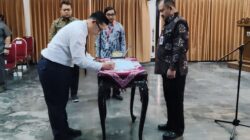 Bupati Lantik Dirut Baru PDAM Tirta Mulia, Tegaskan Tak Ada Toleransi bagi Kinerja yang Gagal