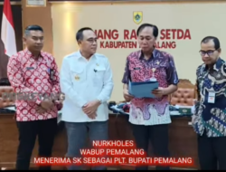 Nurkholes Terima SK Plt Bupati Pemalang, Pastikan Pemerintahan Tetap Berjalan