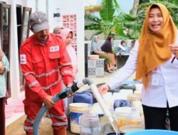 Pemkab Pemalang dan PLN Salurkan 200 Tangki Air Bersih untuk 30 Desa Terdampak Kekeringan