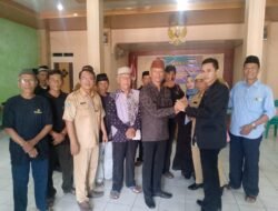 Nuryanto Resmi Daftar sebagai Bakal Calon Kades Sungapan, Diiringi Sholawat Oleh Warga